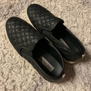 Steve Madden black shoes